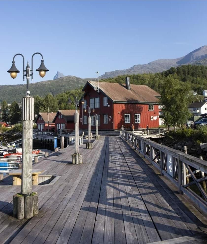 Koselig Leilighet I Narvik Sentrum 5 Soveplasser Gratis Parkering Og Gratis Internett Εξωτερικό φωτογραφία